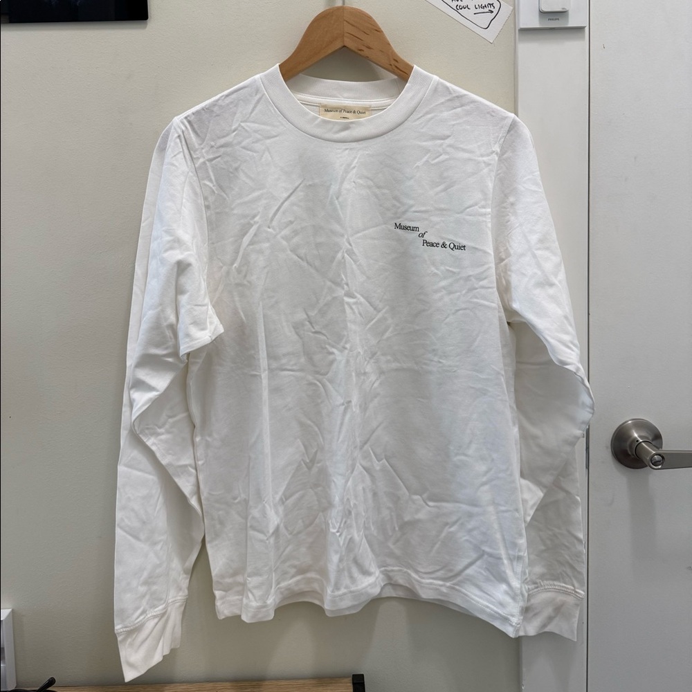 [NEW] Museum of Peace & Quiet Long sleeve T-shirt in XS